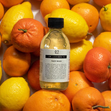 Load image into Gallery viewer, Dr Jackson's 07 Facewash