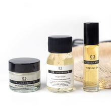 Load image into Gallery viewer, Dr Jackson's Mini Essentials