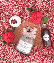 Load image into Gallery viewer, DOAP Beauty Rose Luxury Foaming Bath Bomb
