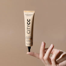 Load image into Gallery viewer, Madara CITY CC Hyaluronic Anti-pollution Cream SPF 15